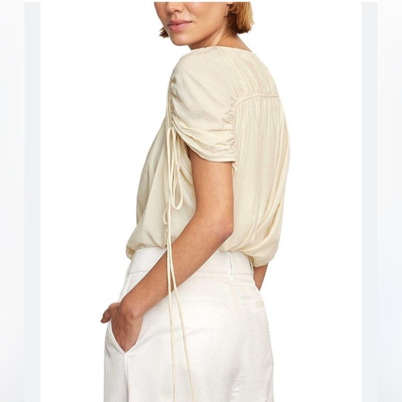 Modern Citizen Akari Semi Sheer Gathered Shoulder Blouse NWOT Cream Natural - Picture 4 of 15